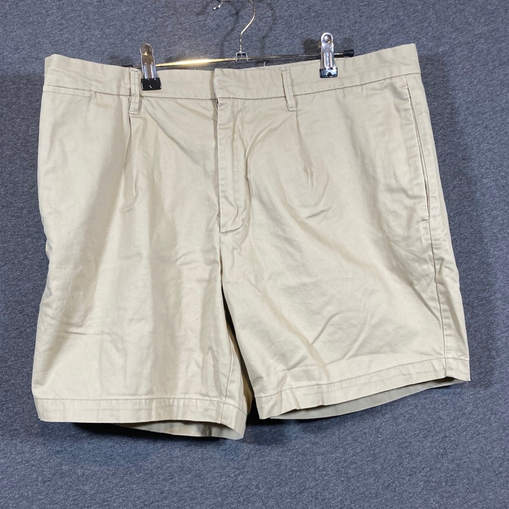 Goodfellow & Co Mens Khaki Chino Shorts Tan Size 36 Standard Fit 7 Inch Inseam
